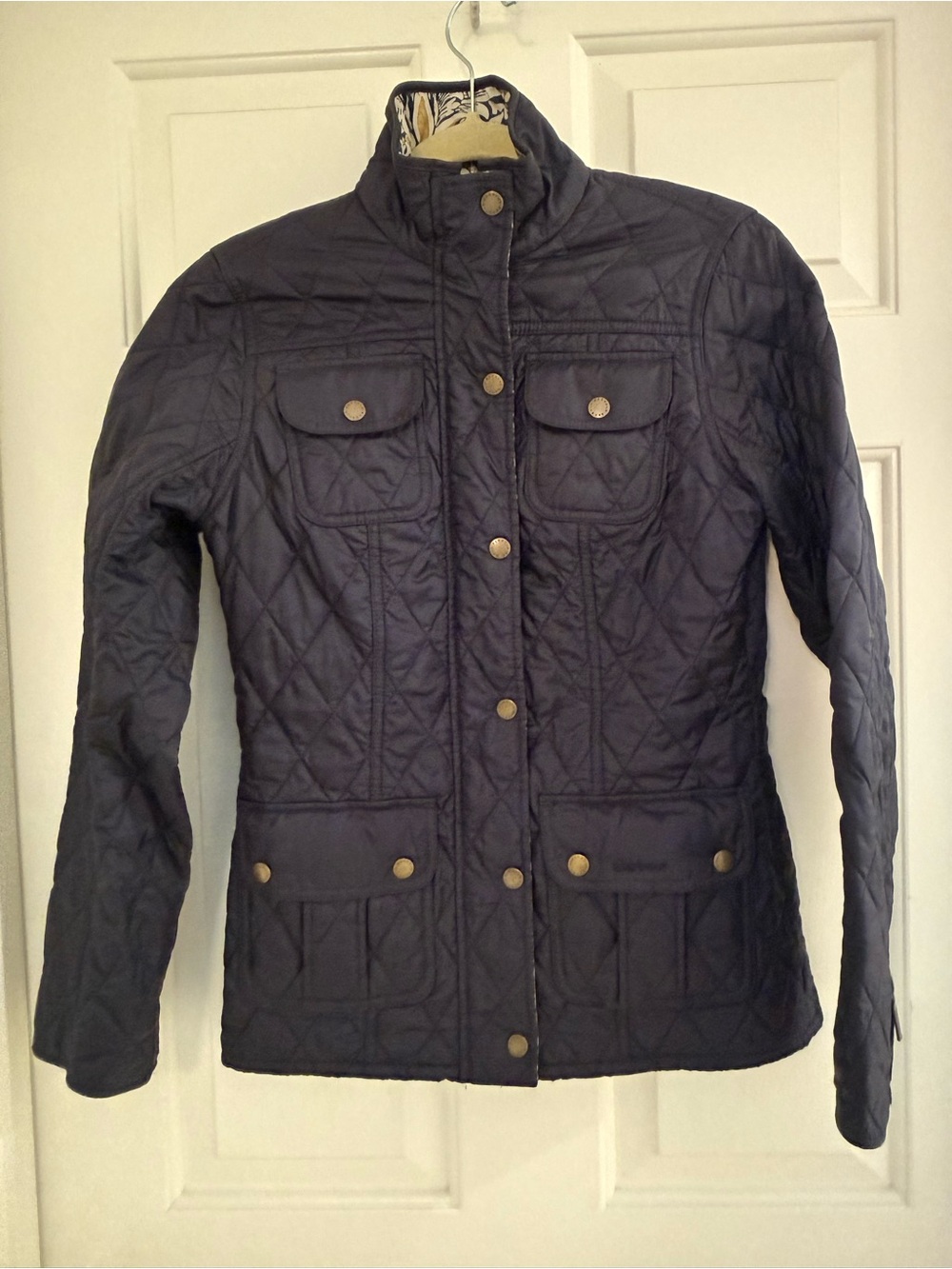 Barbour Manderston 4 pocket William Morris Navy quilted jacket. Size 4